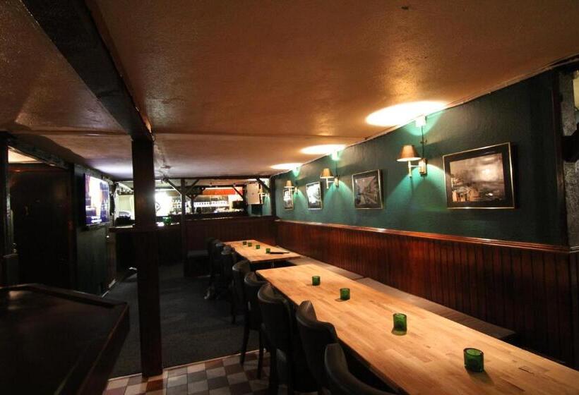 هتل Pensionat Frillesberg