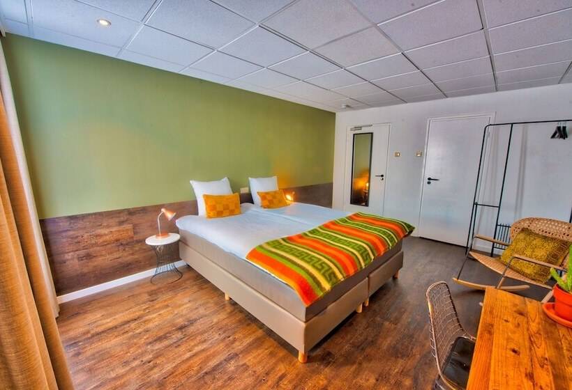 בית מלון כפרי Promenade