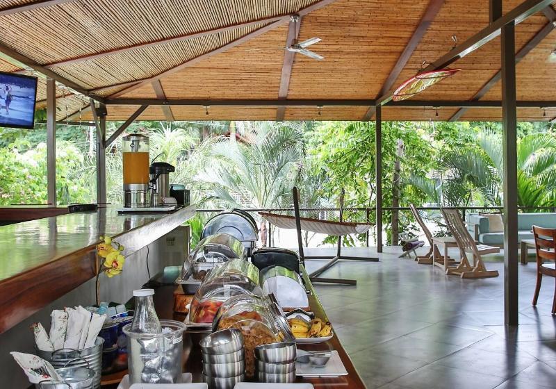 فندق Tamarindo Bay Suites   Self Check In, Adults Only