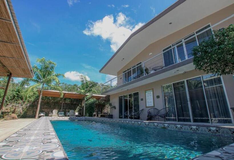 فندق Tamarindo Bay Suites   Self Check In, Adults Only