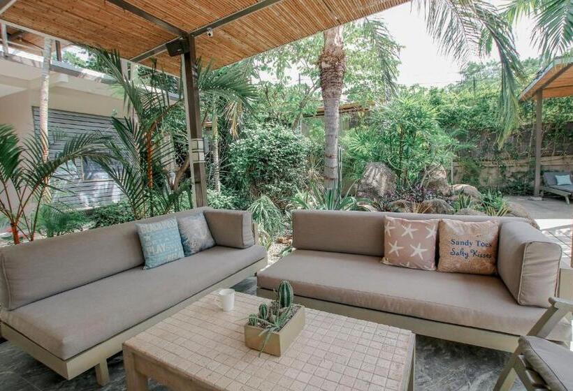 فندق Tamarindo Bay Suites   Self Check In, Adults Only