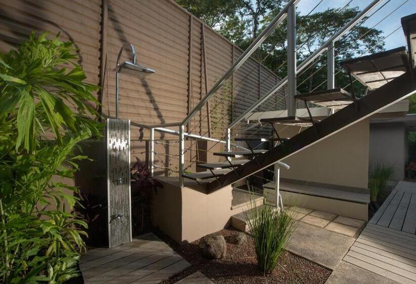 فندق Tamarindo Bay Suites   Self Check In, Adults Only