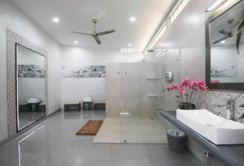 فندق Tamarindo Bay Suites   Self Check In, Adults Only