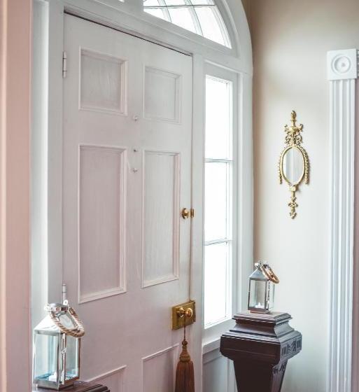 호텔 The Georgian Residence Luxury Boutique Suites