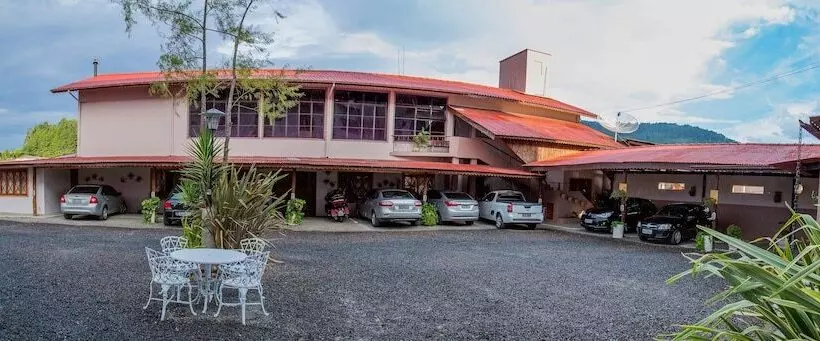 ホテル Urubici Park