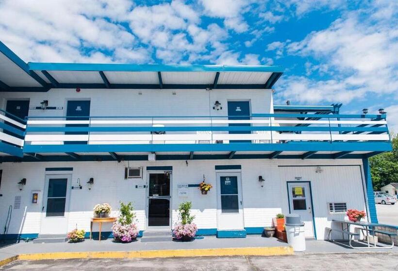 Niagara Parkway Court Motel