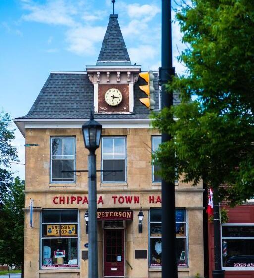 Niagara Parkway Court Motel