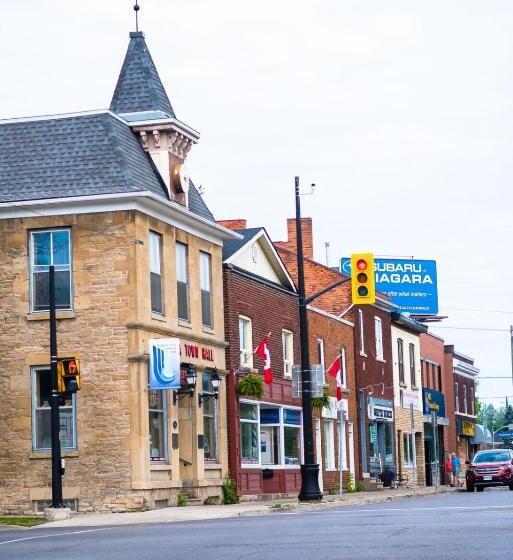 Niagara Parkway Court Motel