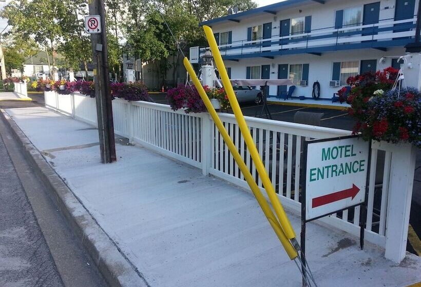Niagara Parkway Court Motel