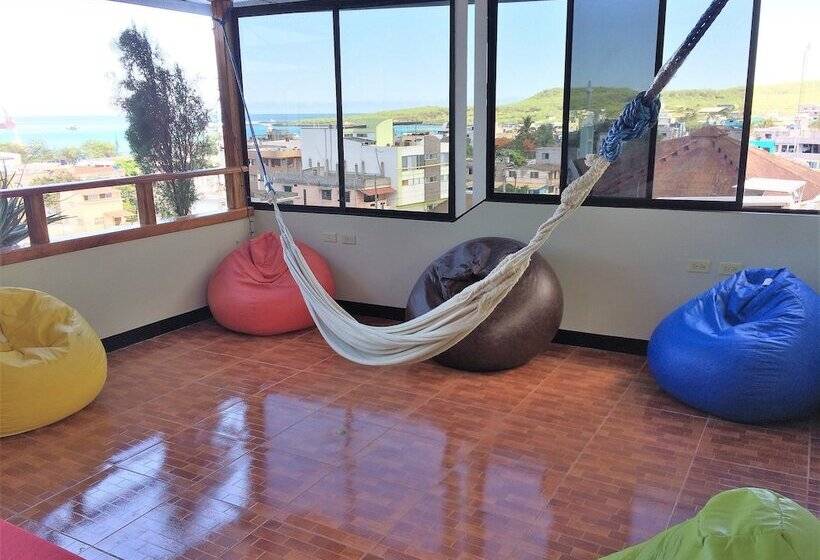 旅馆 Los Algarrobos