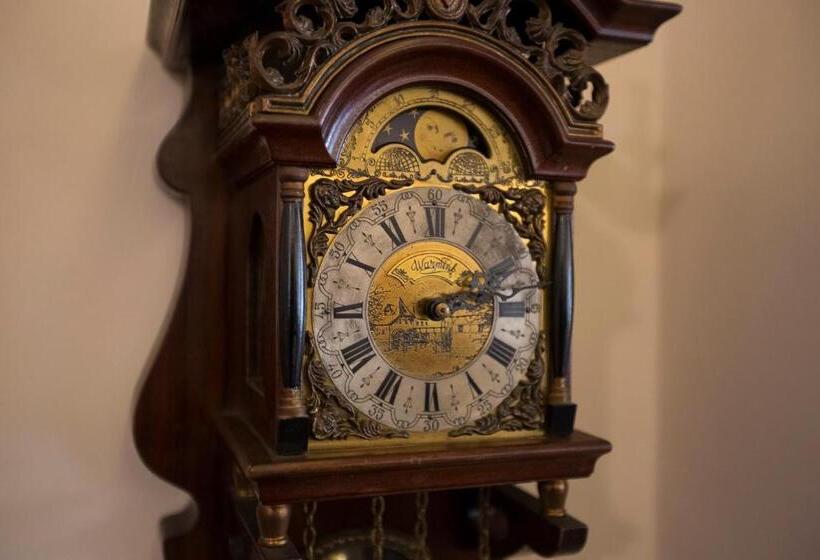 בית מלון כפרי Aviator Boutique