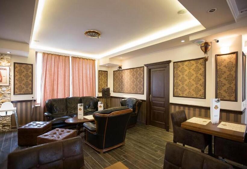 בית מלון כפרי Aviator Boutique