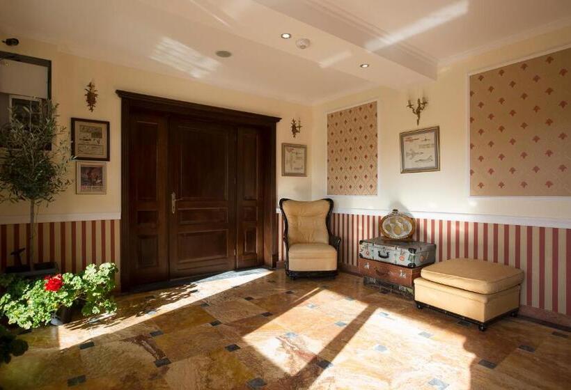 בית מלון כפרי Aviator Boutique