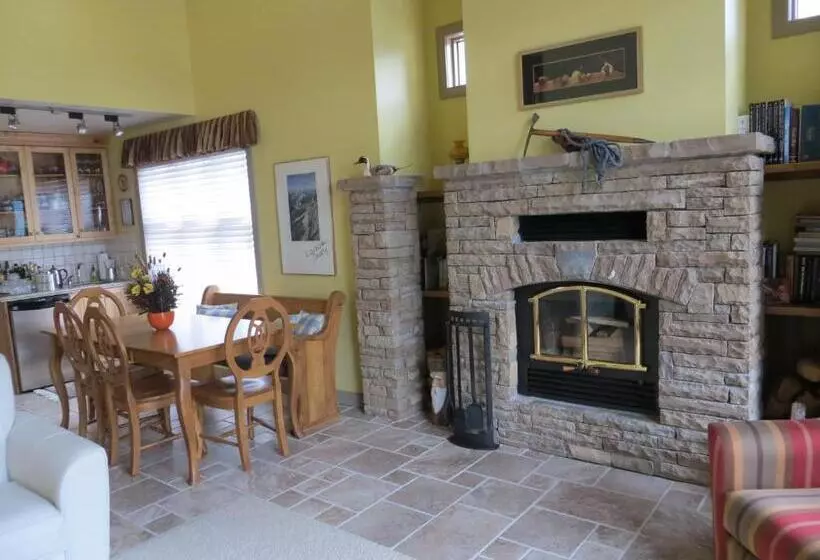 Hotel Buffaloberry B&b