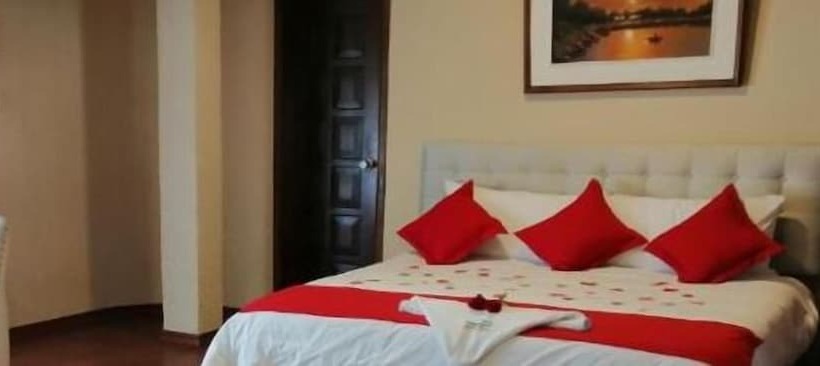 호텔 Chimborazo Internacional