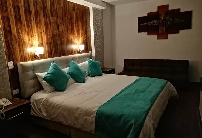 호텔 Chimborazo Internacional