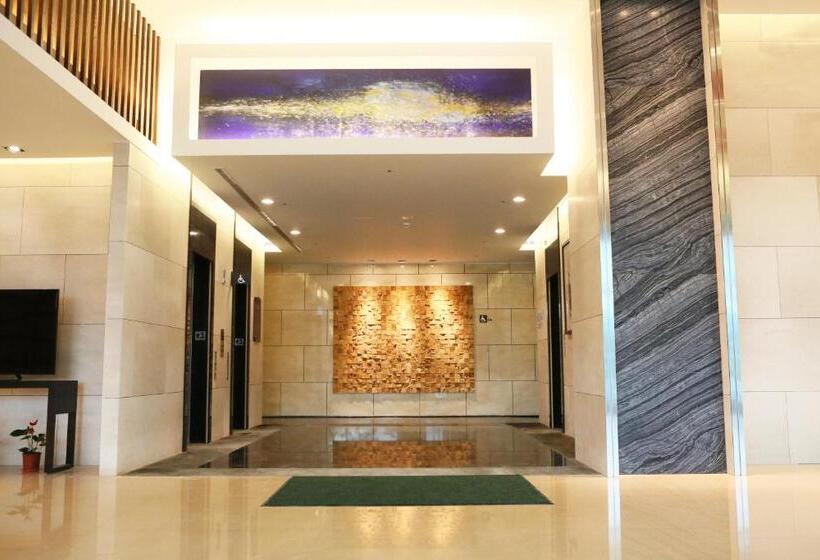 هتل Formosa Naruwan Galaxy