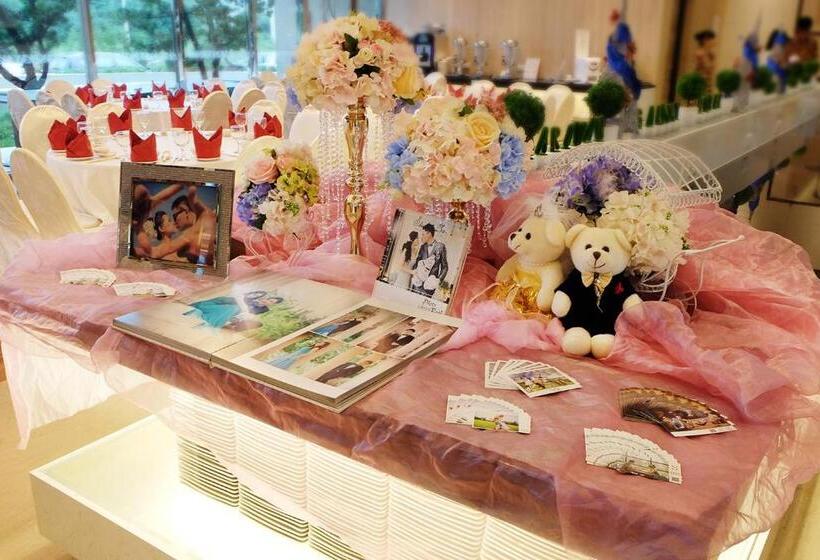 هتل Formosa Naruwan Galaxy