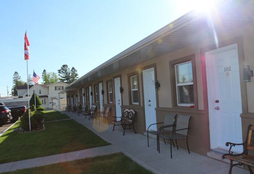 בית מלון כפרי Fox Motor Inn