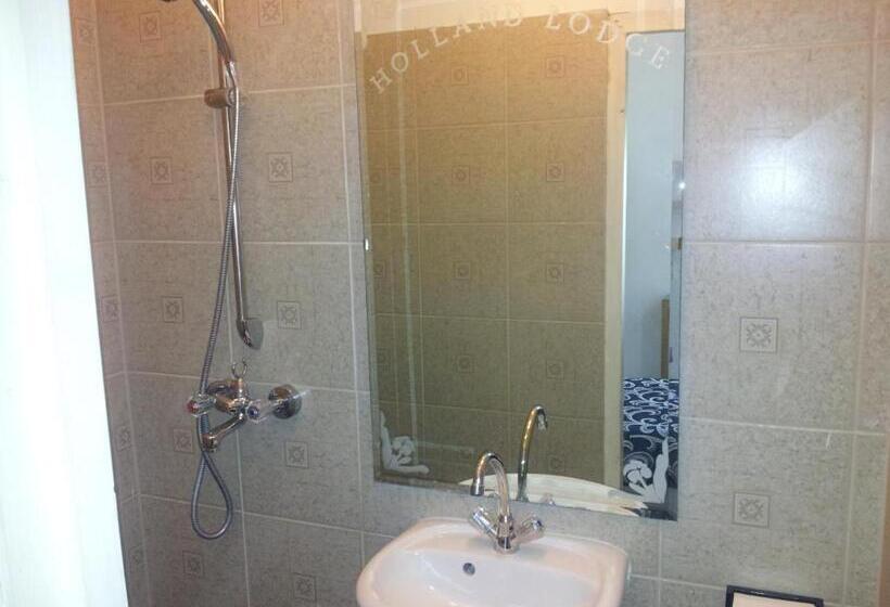 בית מלון כפרי Holland Lodge