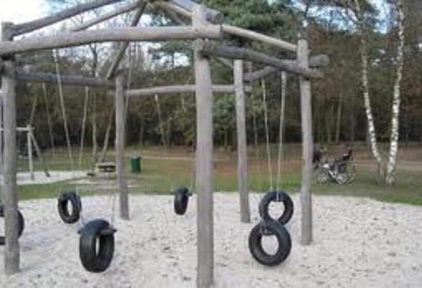 בית מלון כפרי Holland Lodge