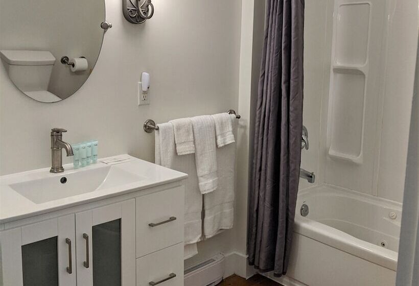 فندق Oceanstone Seaside Resort