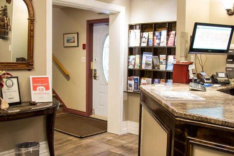 هتل The Harbour House