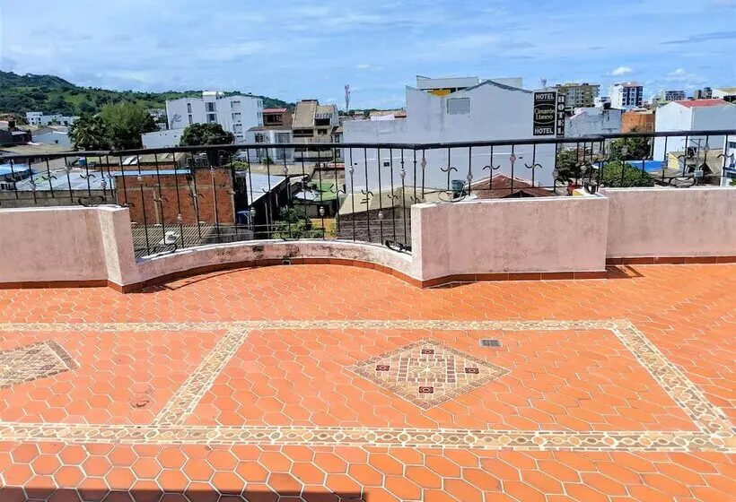 هتل Yopal Plaza