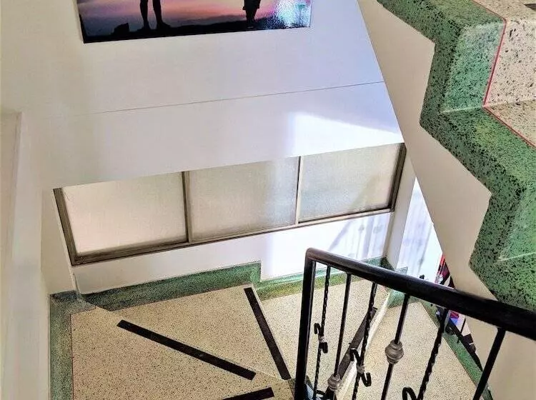 هتل Yopal Plaza