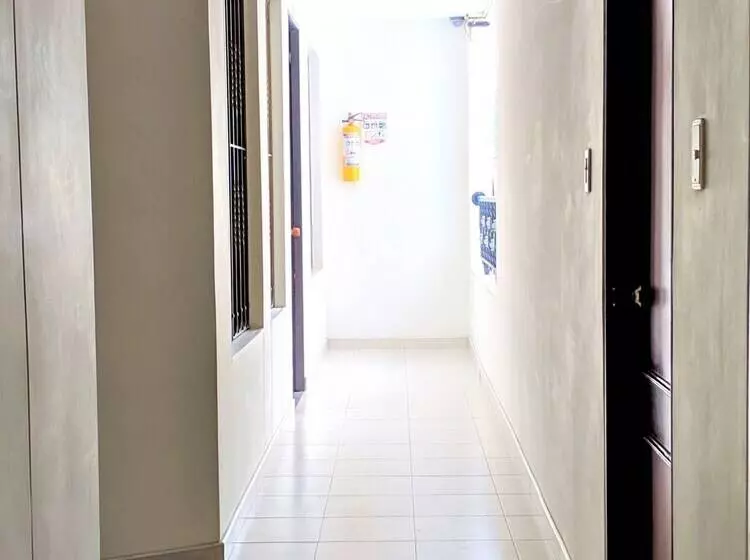 هتل Yopal Plaza