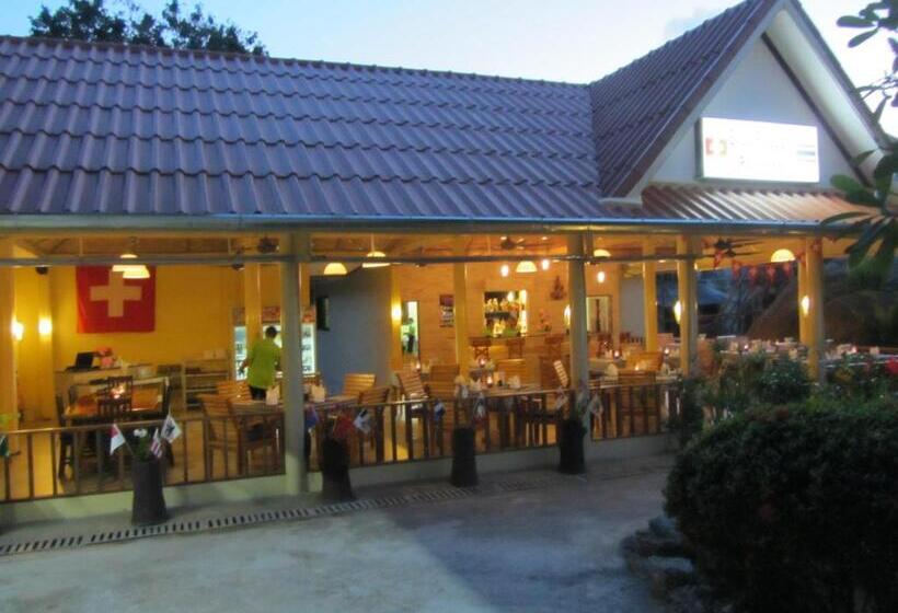 אתר נופש Flower Paradise Bungalows & Swiss Restaurant Roestiland