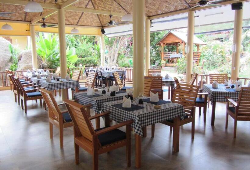 אתר נופש Flower Paradise Bungalows & Swiss Restaurant Roestiland