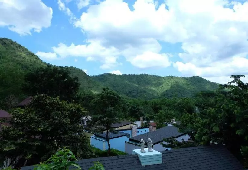 Stamp Hills Resort