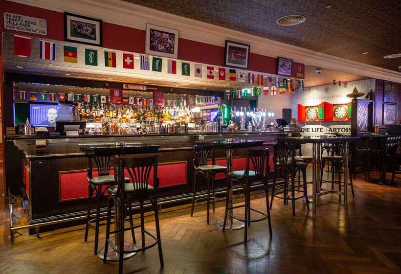 V Hotel Dubai, Curio Collection By Hilton