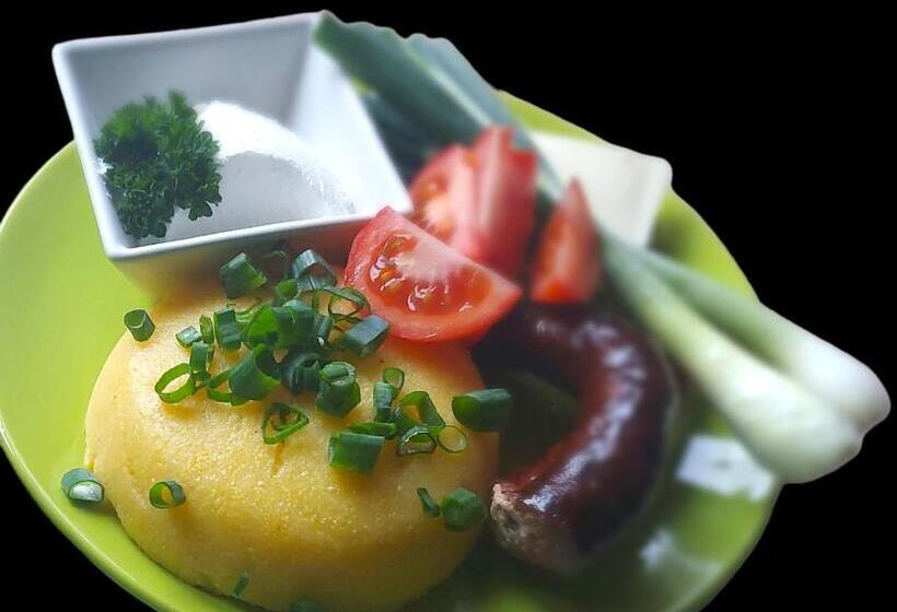 تختخواب و صبحانه Pensiunea Keisd