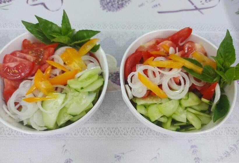 تختخواب و صبحانه Pensiunea Keisd