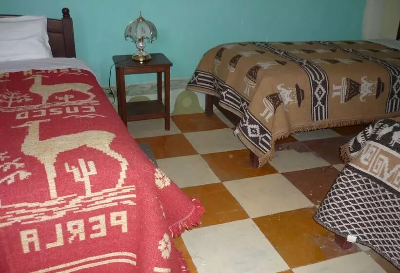 تختخواب و صبحانه Samana Wasi