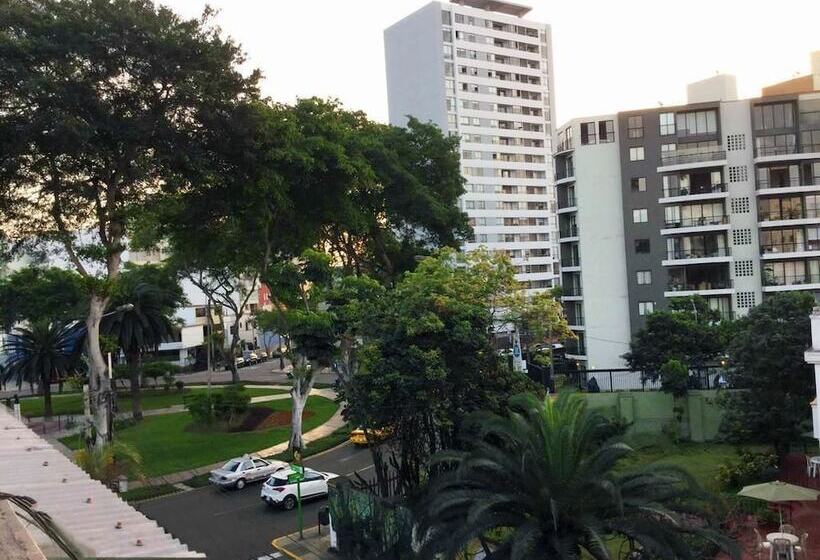 Casa Del Mochilero   Hostel