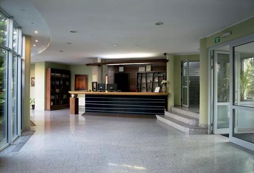 Hotelli Atrium