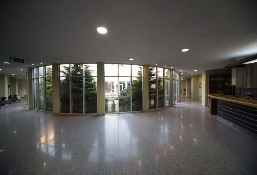 Hotelli Atrium