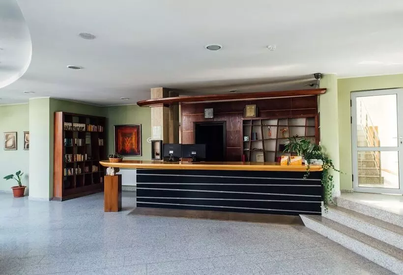 Hotelli Atrium