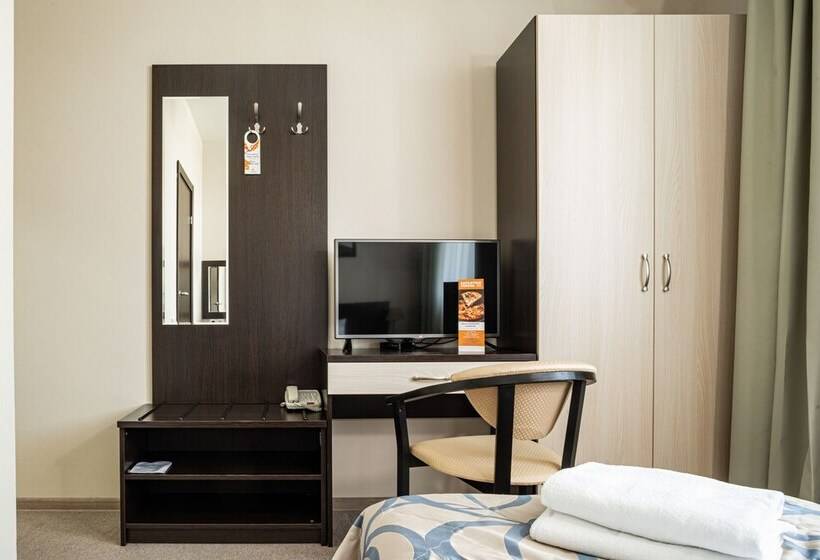 בית מלון כפרי Barkhatnye Sezony Russky Dom Resort