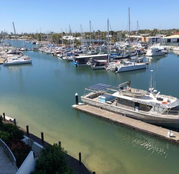 Hotel Bluewater Point Resort