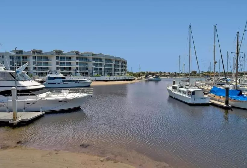 Hotelli Bluewater Point Resort