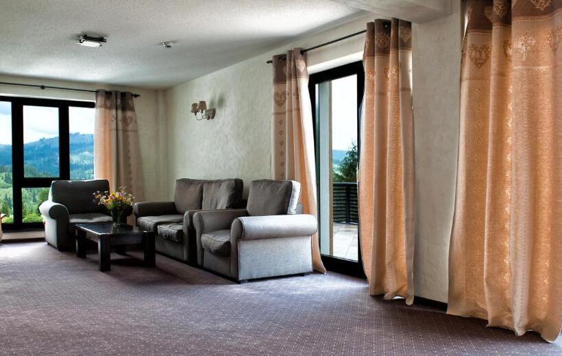 هتل Domeniul Dornei