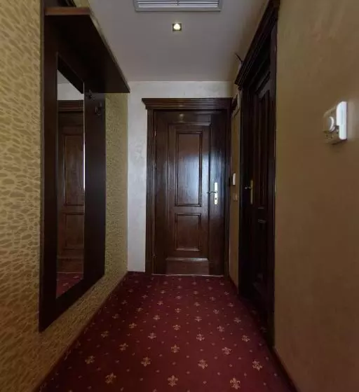 هتل Golden Palace