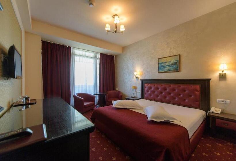 ホテル Golden Palace