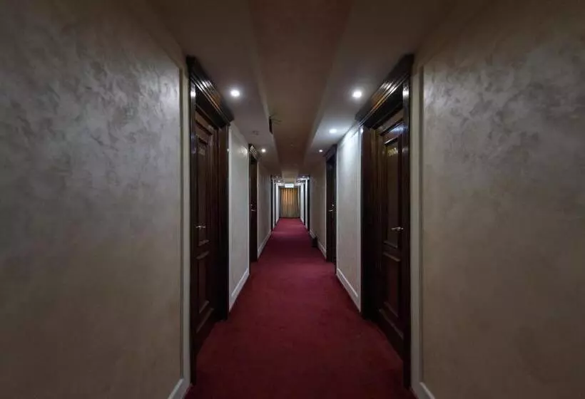 هتل Golden Palace