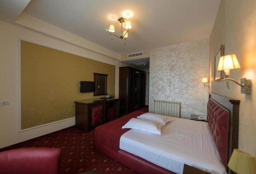 ホテル Golden Palace