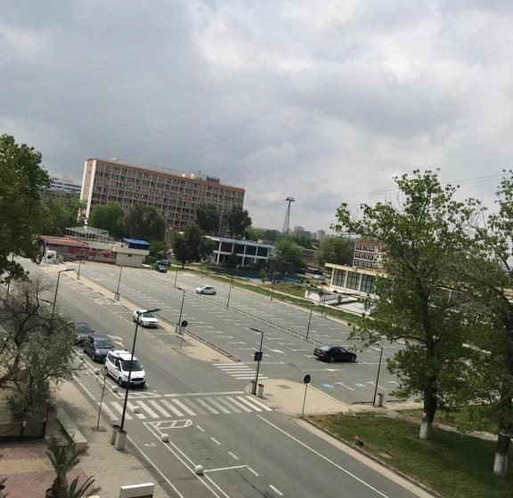 ホテル Golden Palace